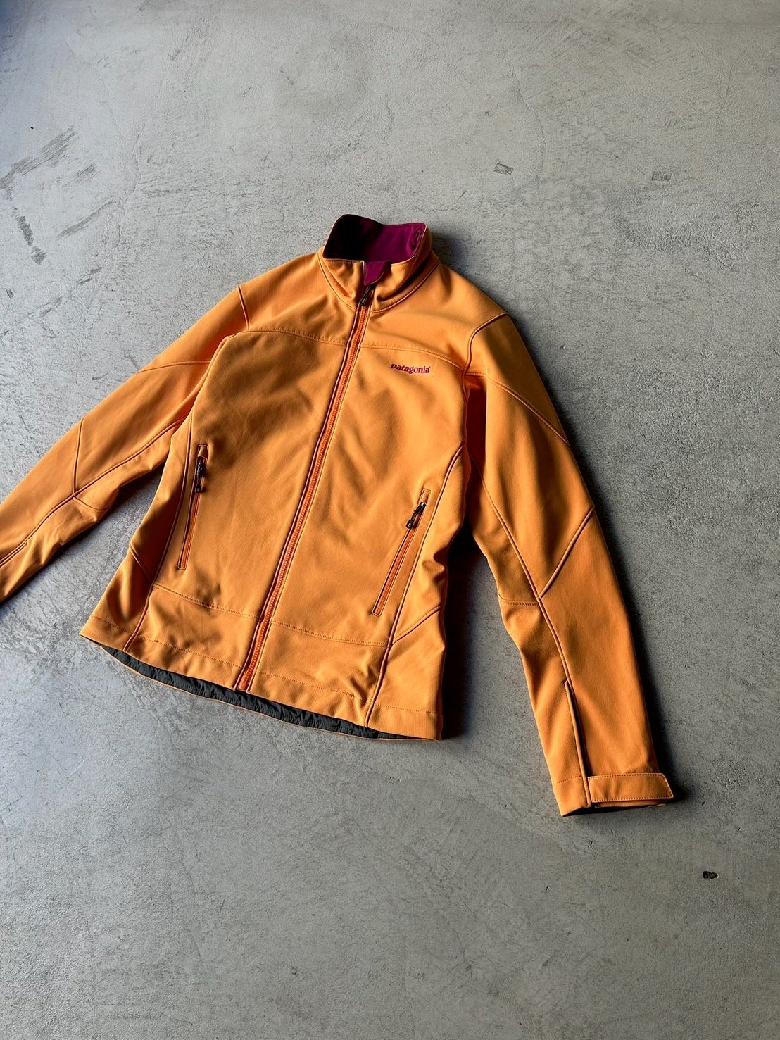 Patagonia Adze jacket “orange” | sui & shara