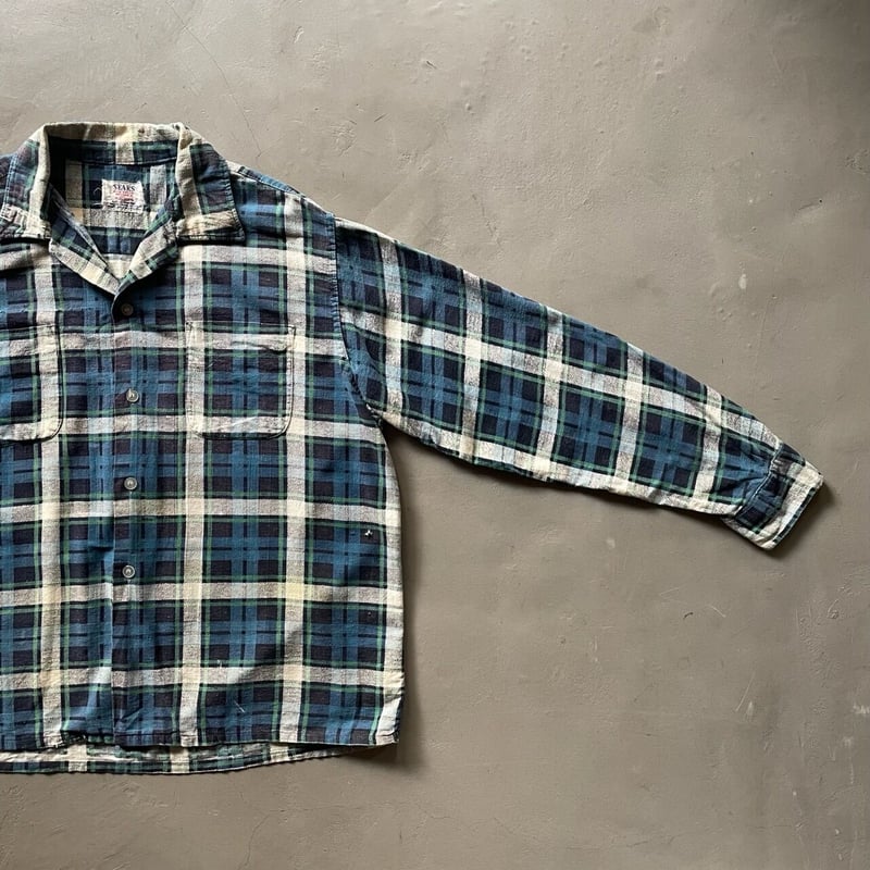 60s Sears plaid print flannel shirt | sui & shara 60s Sears plaid print flannel shirt | sui & shara