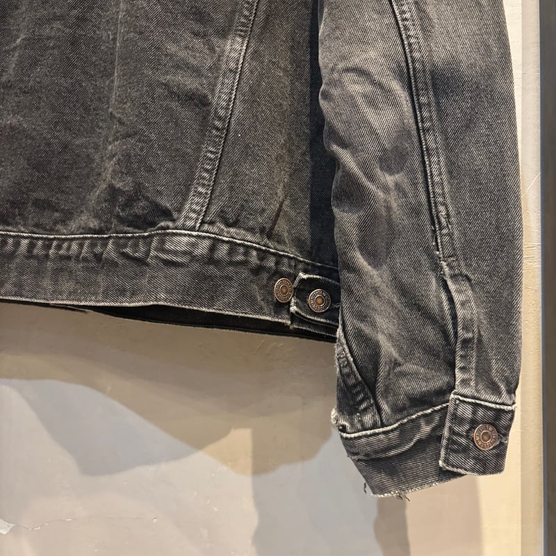90s Levi's black denim jacket “made in USA” | s