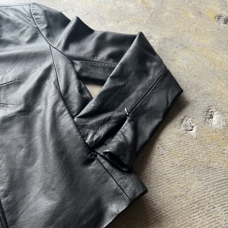90s Wilson zip up leather jacket | sui & shara 90s Wilson zip up leather jacket | sui & shara