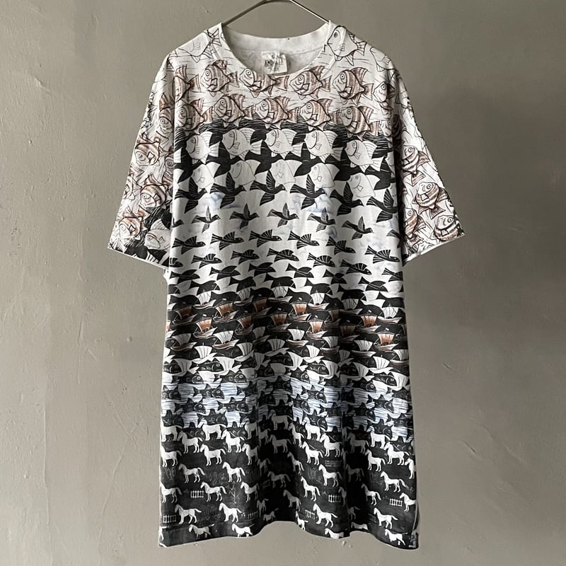 90s M.C.Escher art tee | sui & shara 90s M.C.Escher art tee | sui & shara