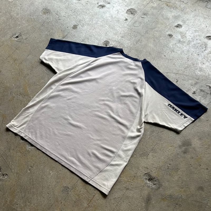 90s vintage oakley スウェット　ギザロゴ ネイビー 90s vintage oakley スウェット ギザロゴ ネイビー