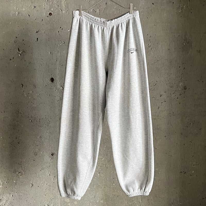 90s NIKE sweat pants | sui & shara