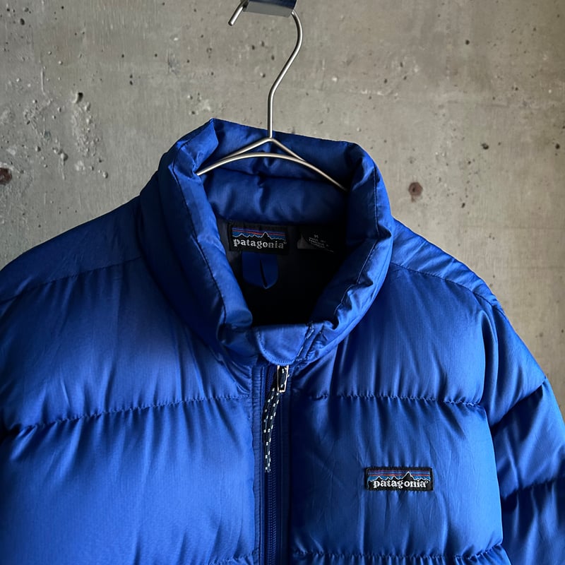 00's Patagonia packable down jacket | sui & shara 00's Patagonia packable down jacket | sui & shara