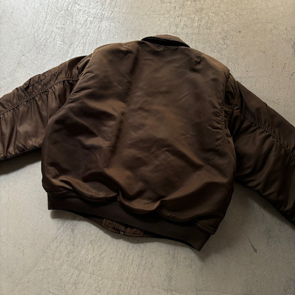Schott CWU-R フライトジャケット Schott ショット CWU-R ミリタリー フライトジャケット メンズL