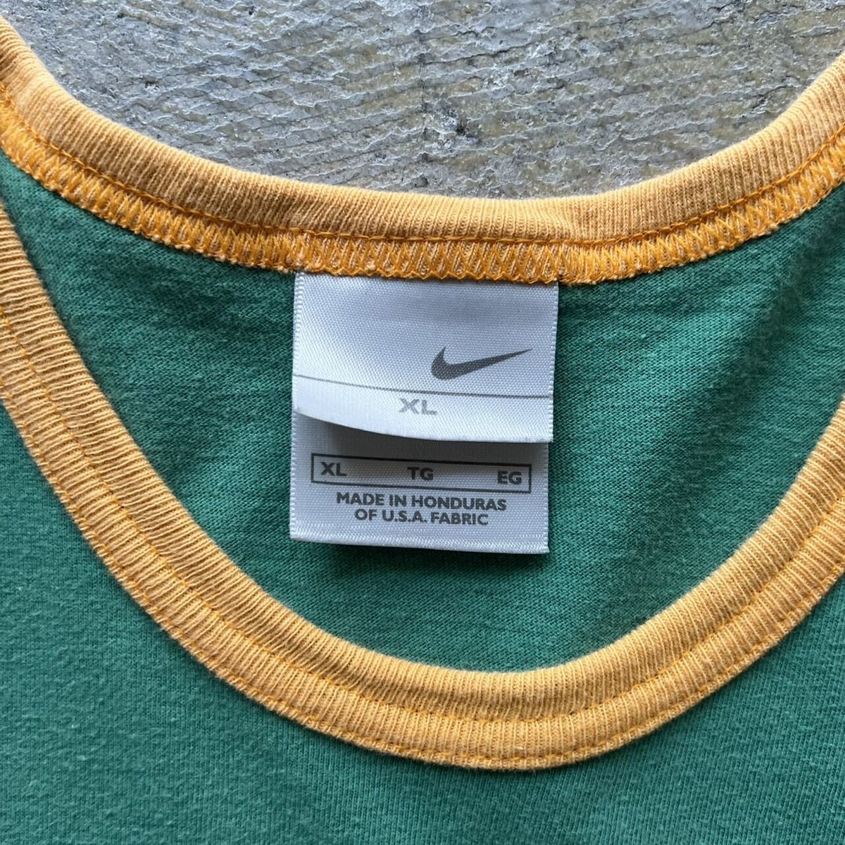 00s NIKE print ringer tee | sui & shara
