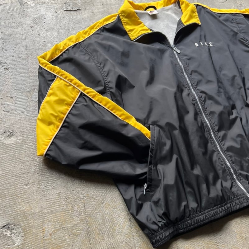 90s NIKE オランダ代表 ナイロン ジャケット 90´s✨ NIKE サッカー オランダ代表 銀タグ ナイロンジャケット L