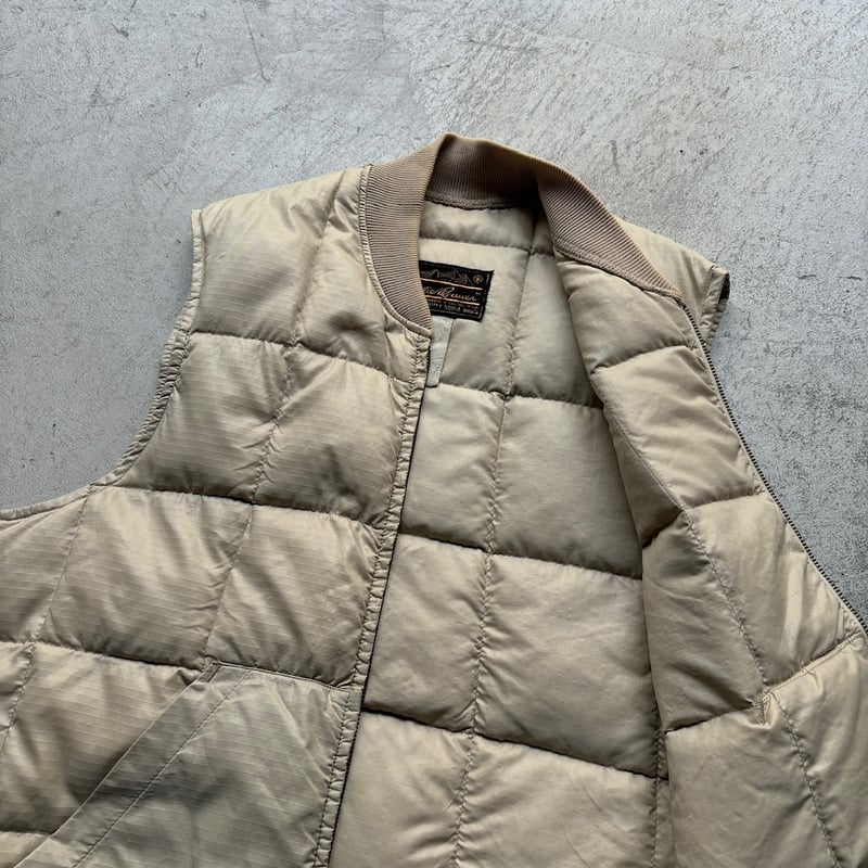Eddie Bauer キルティングダウンベスト 44 ベージュ Eddie Bauer キルティングダウンベスト 44 ベージュ Eddie Bauer