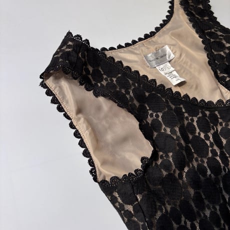 Design lace tank top