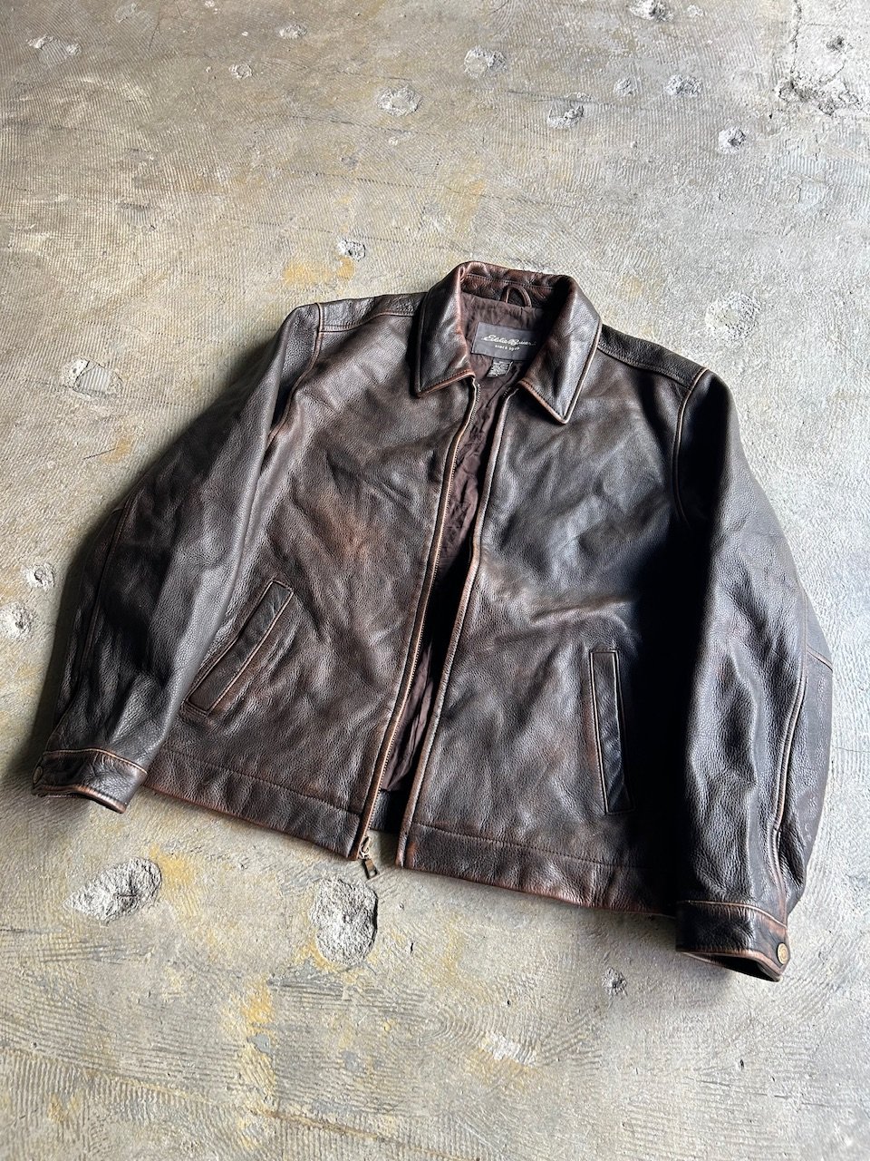 美品　Eddie Bauer エディーバウアー牛革100% レザージャケット 古着 00s Eddie Bauer Legend 「Journeyman Bomber」 牛革