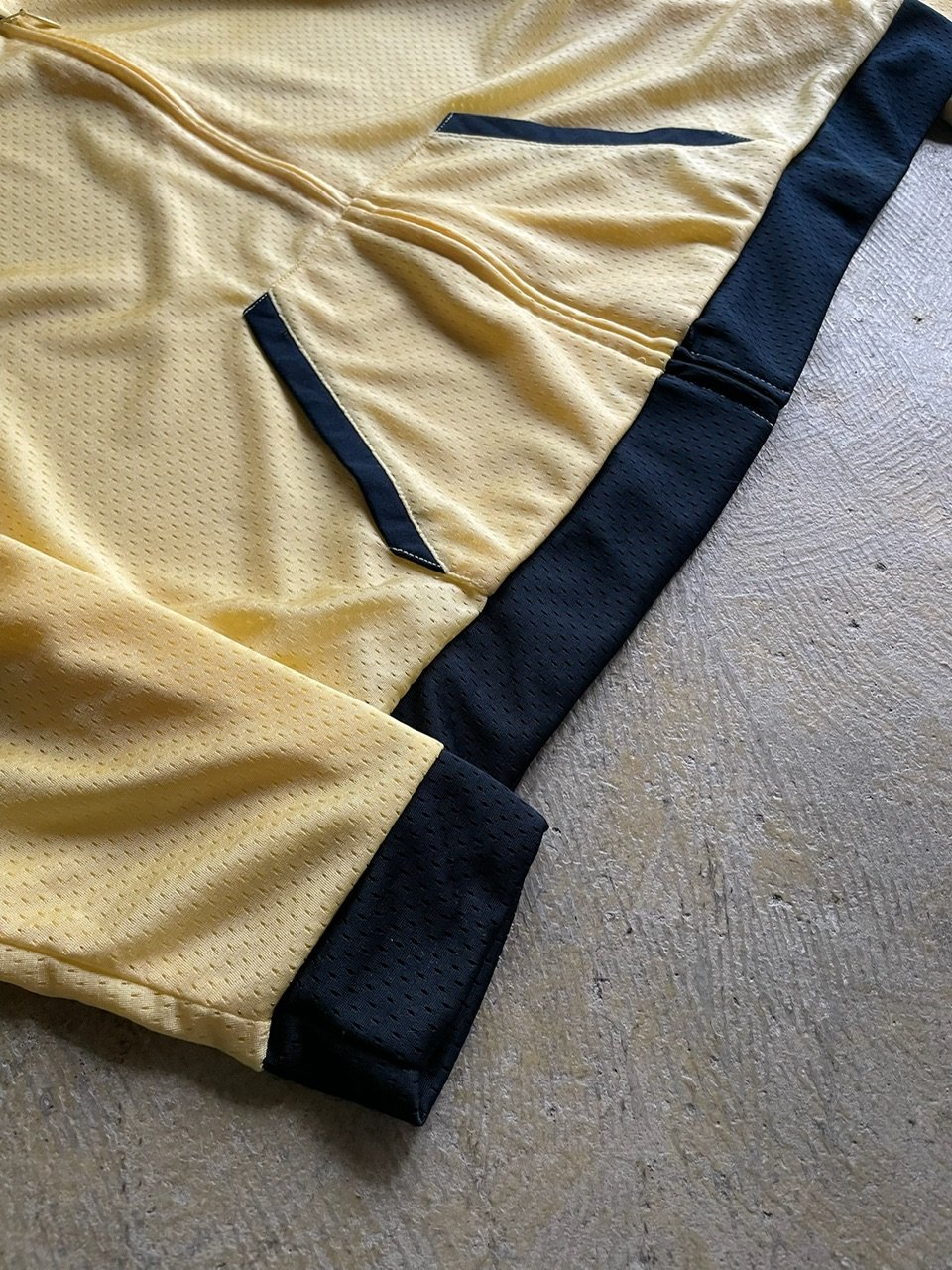 00's NIKE zip up mesh hoodie | sui & shara