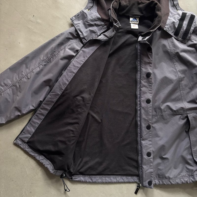 00s リヴァプール adidas ナイロンジャケット 00s アディダス リヴァプールFC アンセムナイロンジャケット