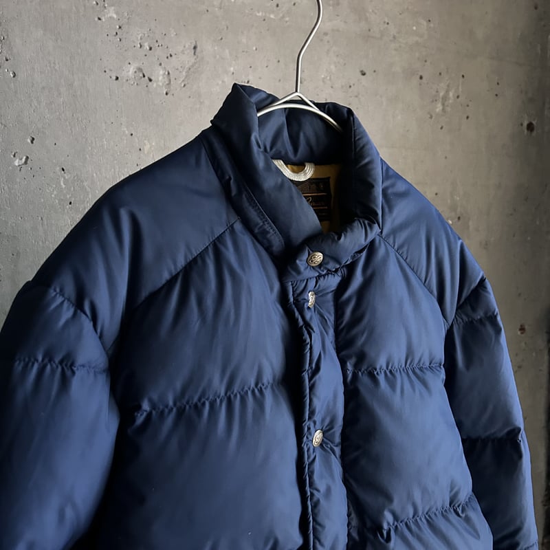 80s Eddie Bauer down jacket | sui & shara 80s Eddie Bauer down jacket | sui & shara