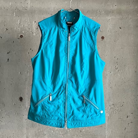 stand up collar vest