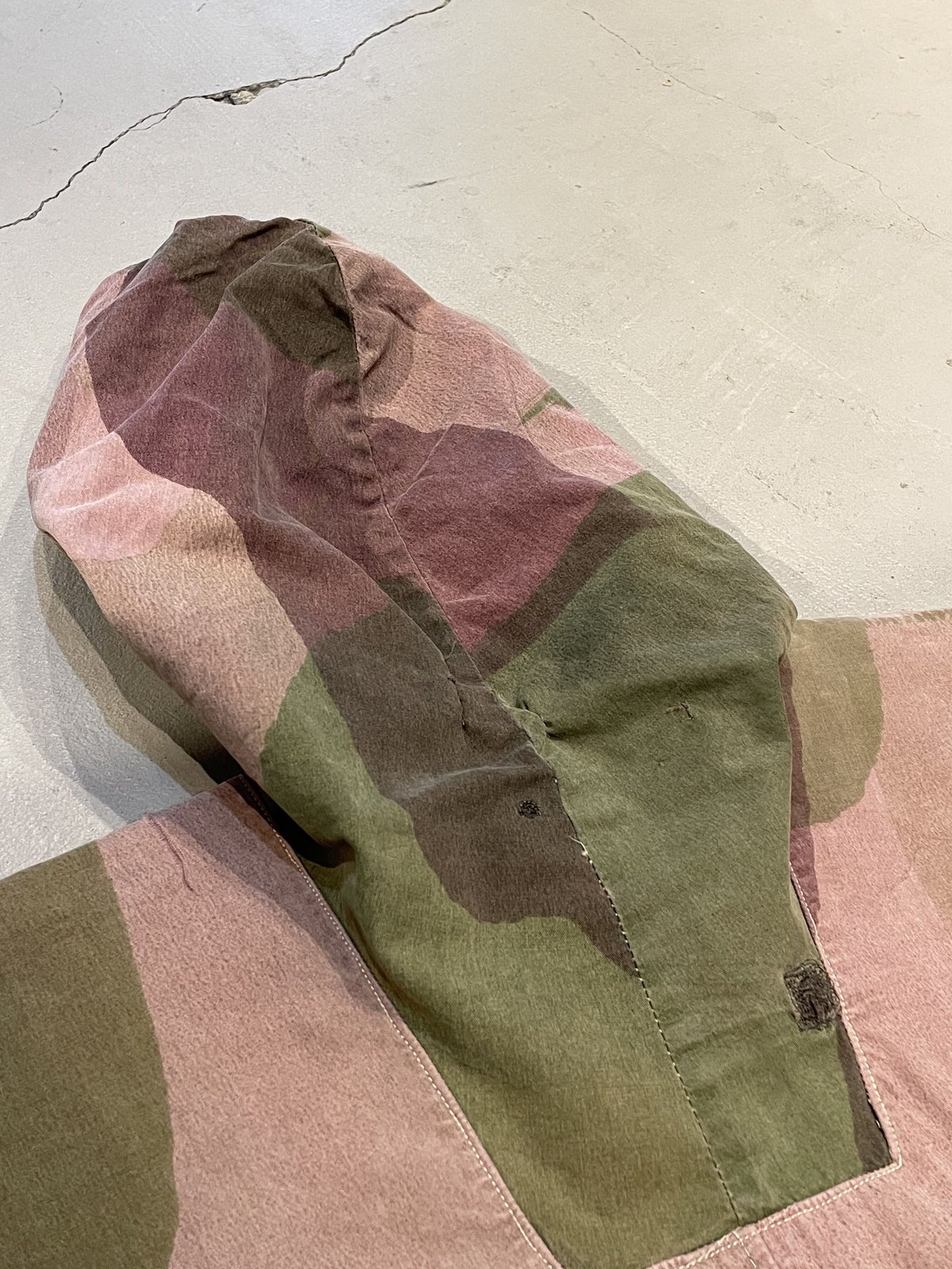 パキスタン軍 70s 未使用 フィールドジャケット ブラッシュストロークカモ 83907dec481dab95e86096db5ea9e3