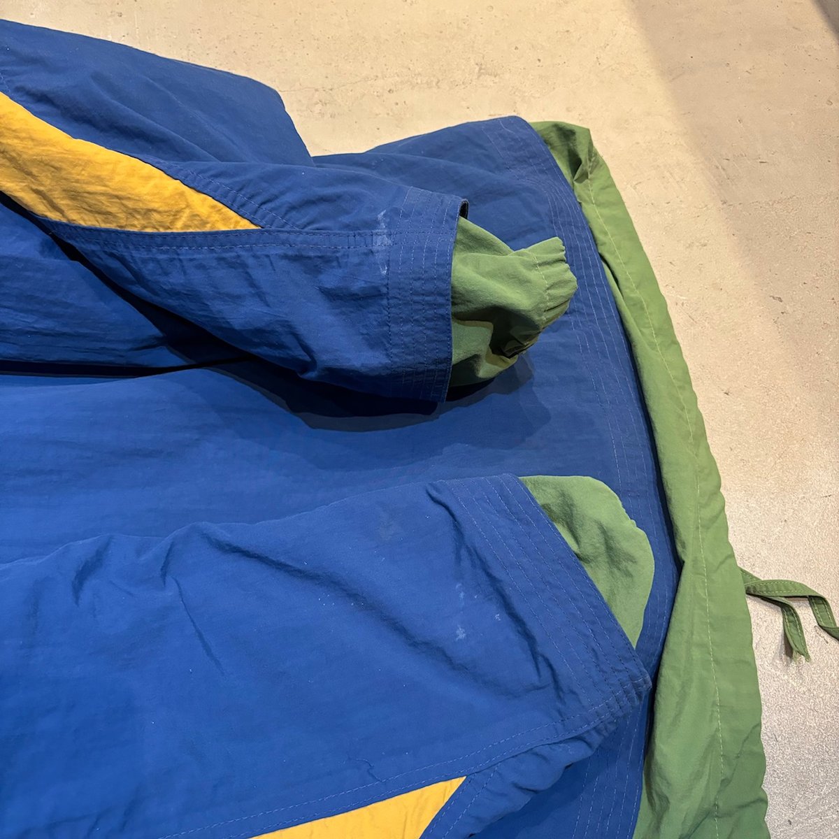 90s Banana republic multi color nylon anorak ja