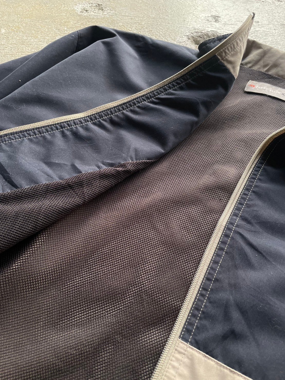 Perry Ellis “America”logo 2tone zip jacket | su