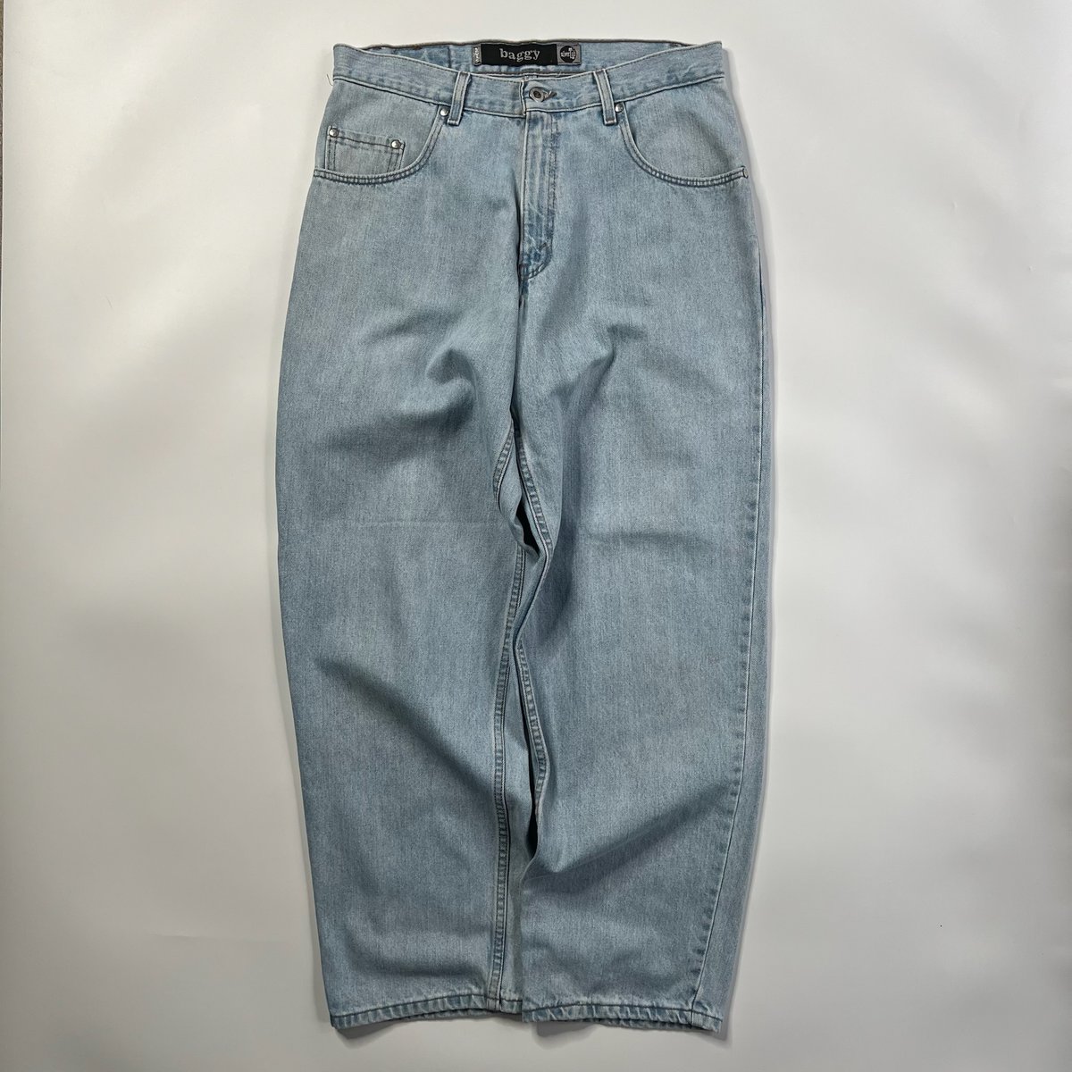 当日発送フォロー割90’s Levi’s silver tab baggy 90's Levi's silver tab “baggy” denim pants | su