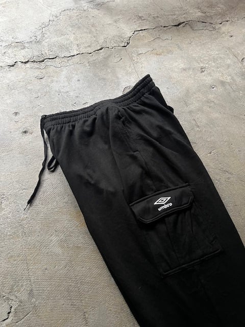 00s UMBRO sweat cargo pants スウェット　カーゴパンツ 00s UMBRO sweat cargo pants スウェット カーゴパンツ - メルカリ