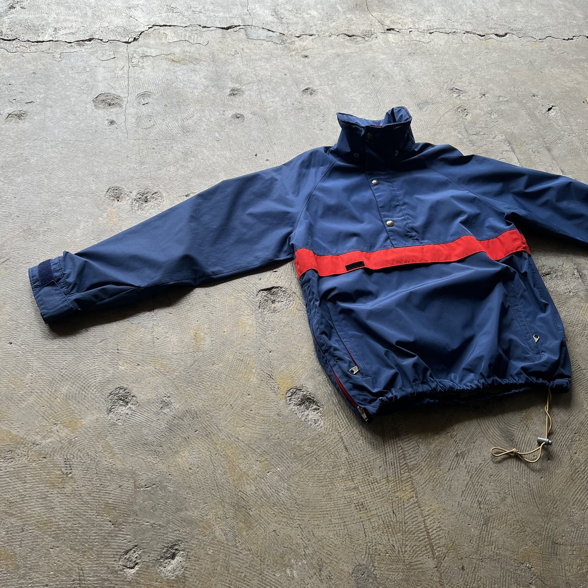 230821YMT1● 1982年モデル FAR WEST GORE-TEX MOUNTAIN PARKA BEIGE マウンテンパーカー ジャケット アウトドア ナイロンジャケット 80's Far West mountain wear Gore-Tex anorak par