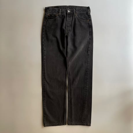ユーロリーバイス | STORES