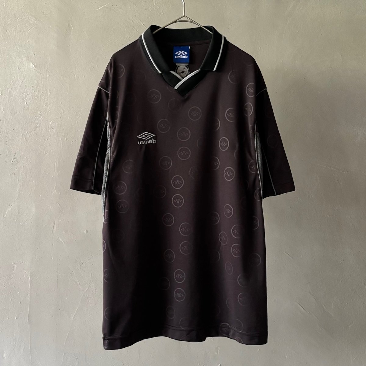 90s Umbro game shirt | sui & shara 90s Umbro game shirt | sui & shara
