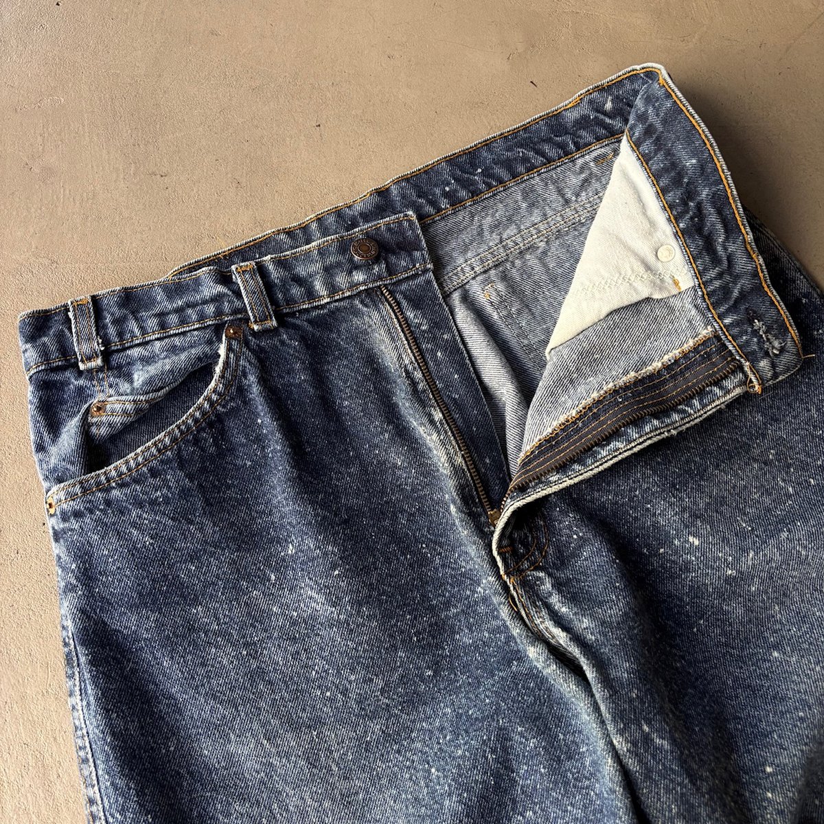 80s Levi's 550 “galactic wash” denim pants | su