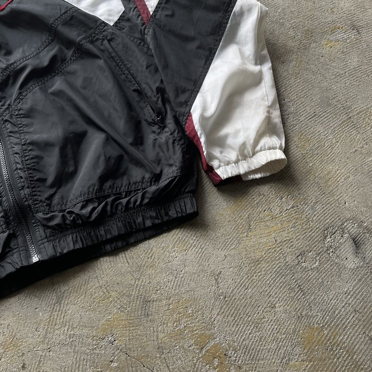 90s NIKE zip up nylon jacket | sui & shara