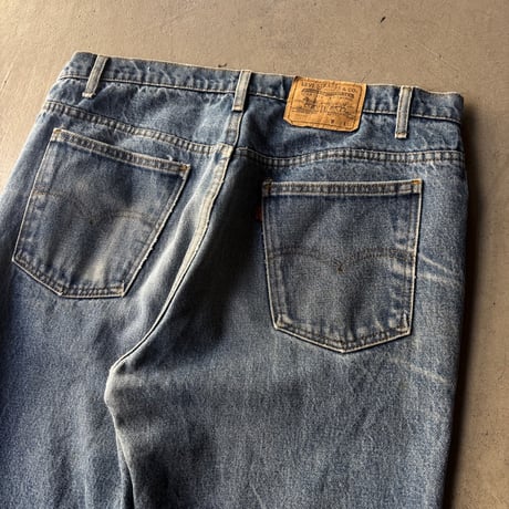 1986 Levi’s 517 flare denim pants