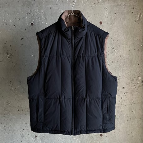 00s Eddie Bauer reversible down vest