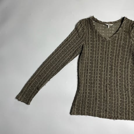 striped design v-neck sheer knit