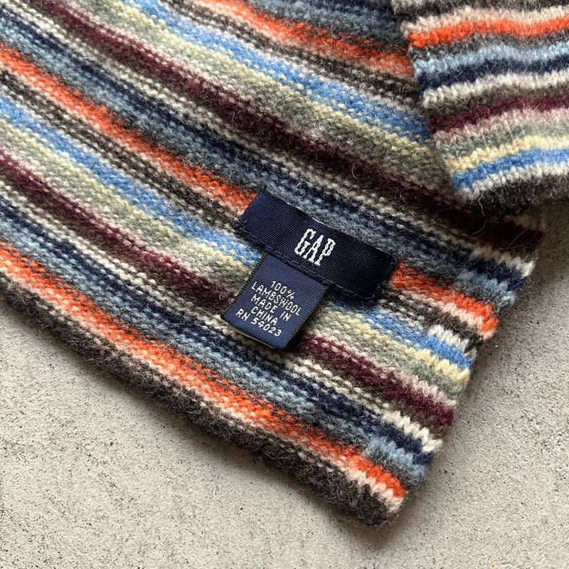 90's Gap mulch boarder muffler | sui & shara
