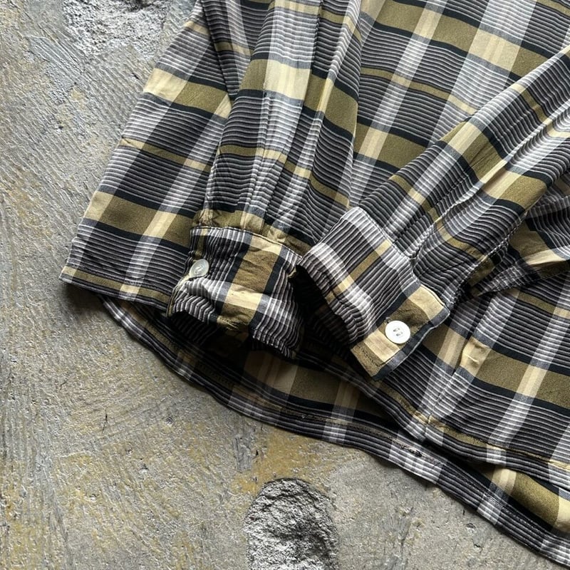60's B.V.D. plaip pattern open collar rayon shi 60's B.V.D. plaip pattern open collar rayon shi