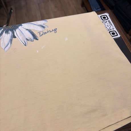 90s flower art print tee "Daisy"