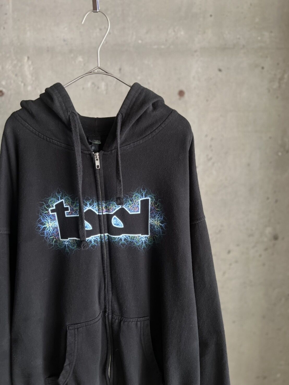 Tool”band full zip hoody | sui & shara