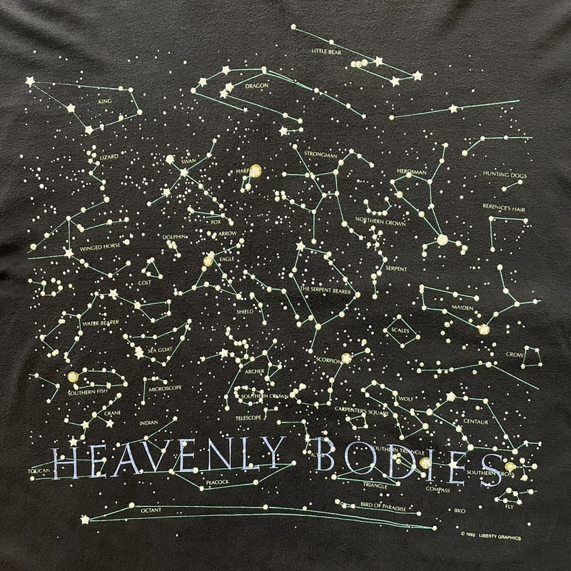 HEAVENLY BODIES 星座Tシャツ　発光 Amazon | リバティーグラフィックスTシャツ ヘブンリーボディー