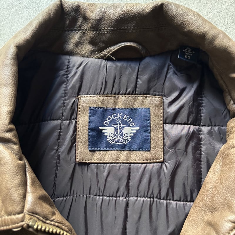 Dockers fake leather swing top | sui & shara
