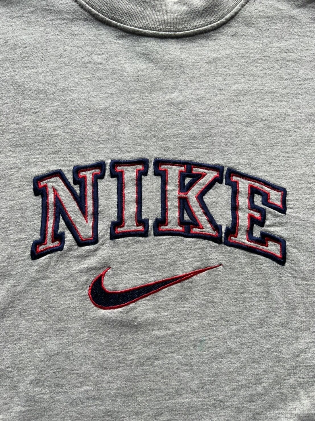 90s NIKE logo sweat Made in USA | sui & shara