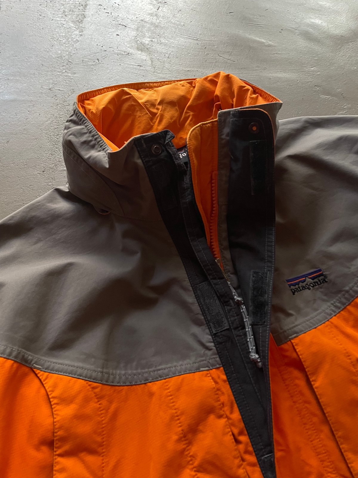 2002 Patagonia gore-tex jacket | sui & shara