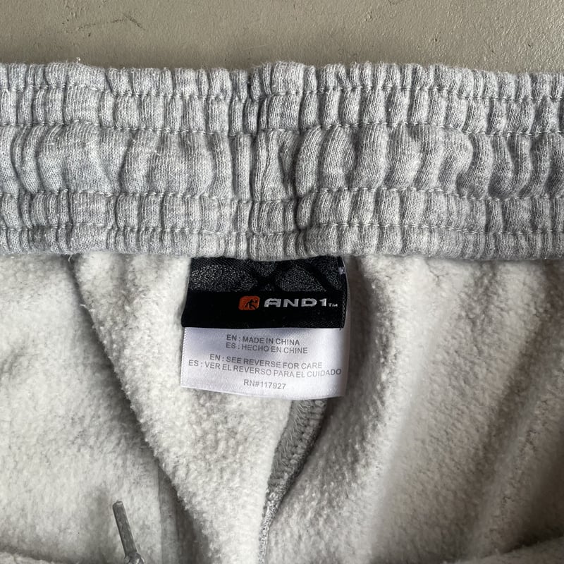 AND1 sweat cargo pants | sui & shara