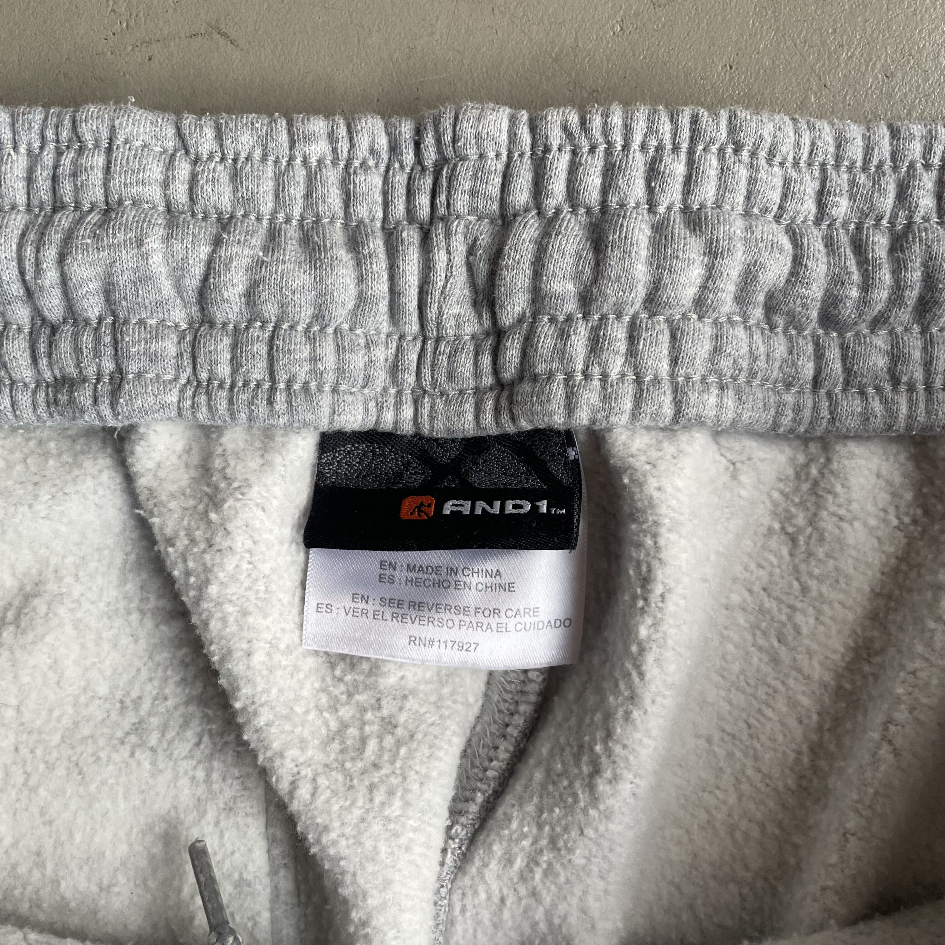 AND1 sweat cargo pants | sui & shara