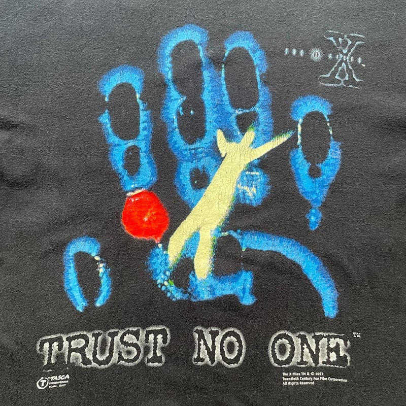 90's print tee “The X Files” | sui & shara