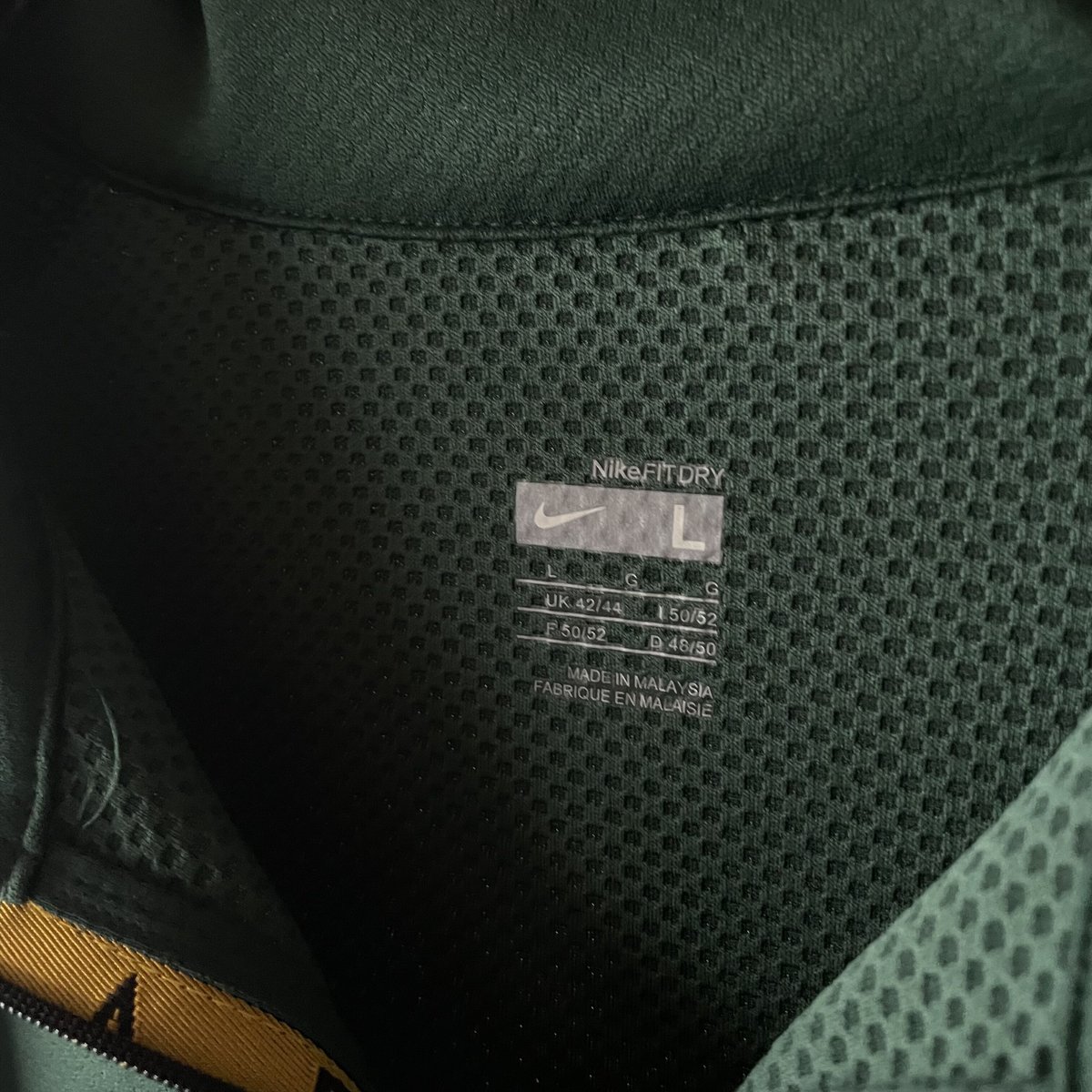 Nike×Livestrong pullover jacket | sui & shara