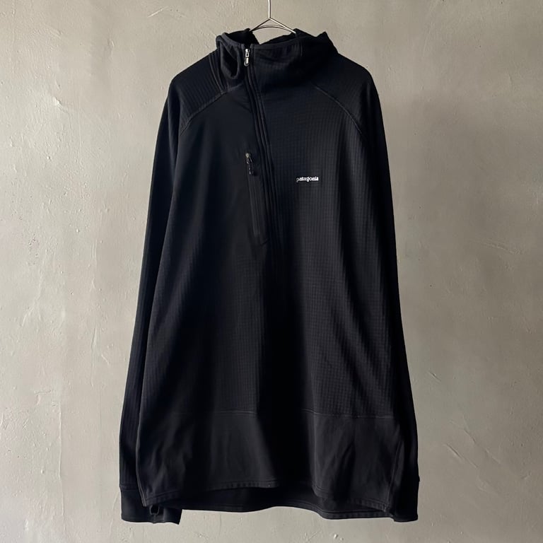 2000年代 パタゴニア パーカー（00s Patagonia R1 hoodie “Black”｜パタゴニア）