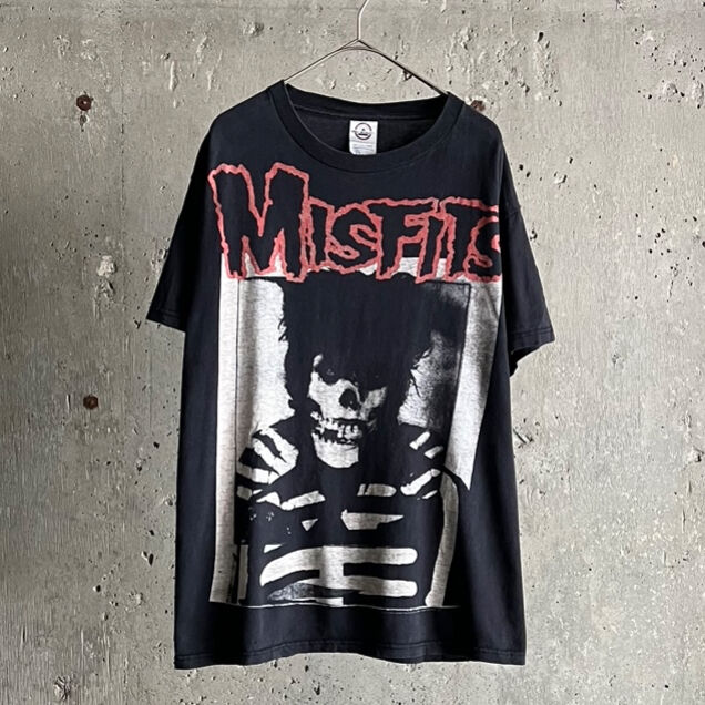 激レア　ミスフィッツTシャツ　サイン入り 激レア ミスフィッツTシャツ サイン入り - メルカリ
