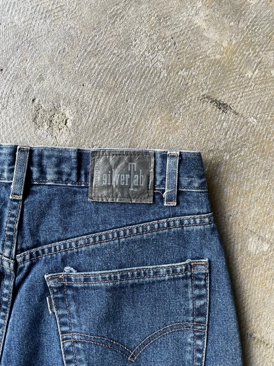 00s Levi's silver tab “straight +relaxed”denim