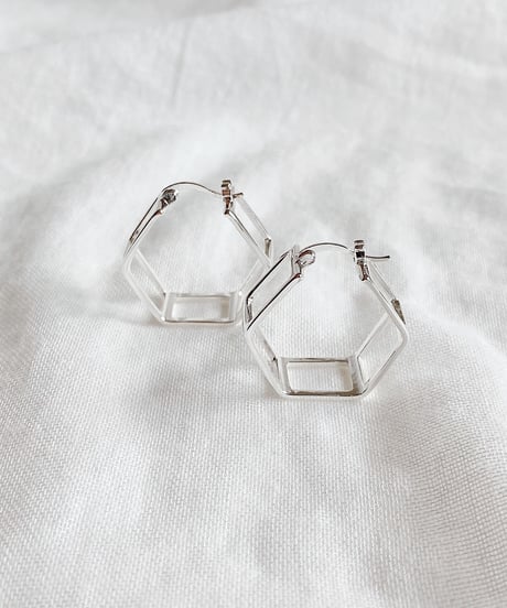 hexagon hoop pierce E205