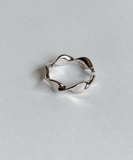 wave ring B108
