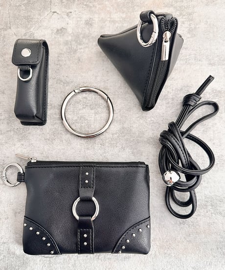 stud multi pouch charm A703