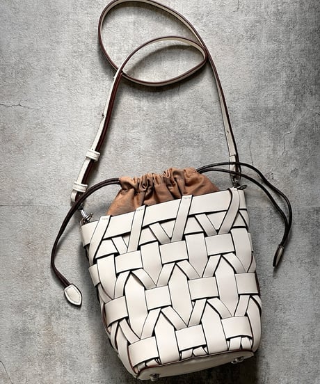 braided luxe baguette D602